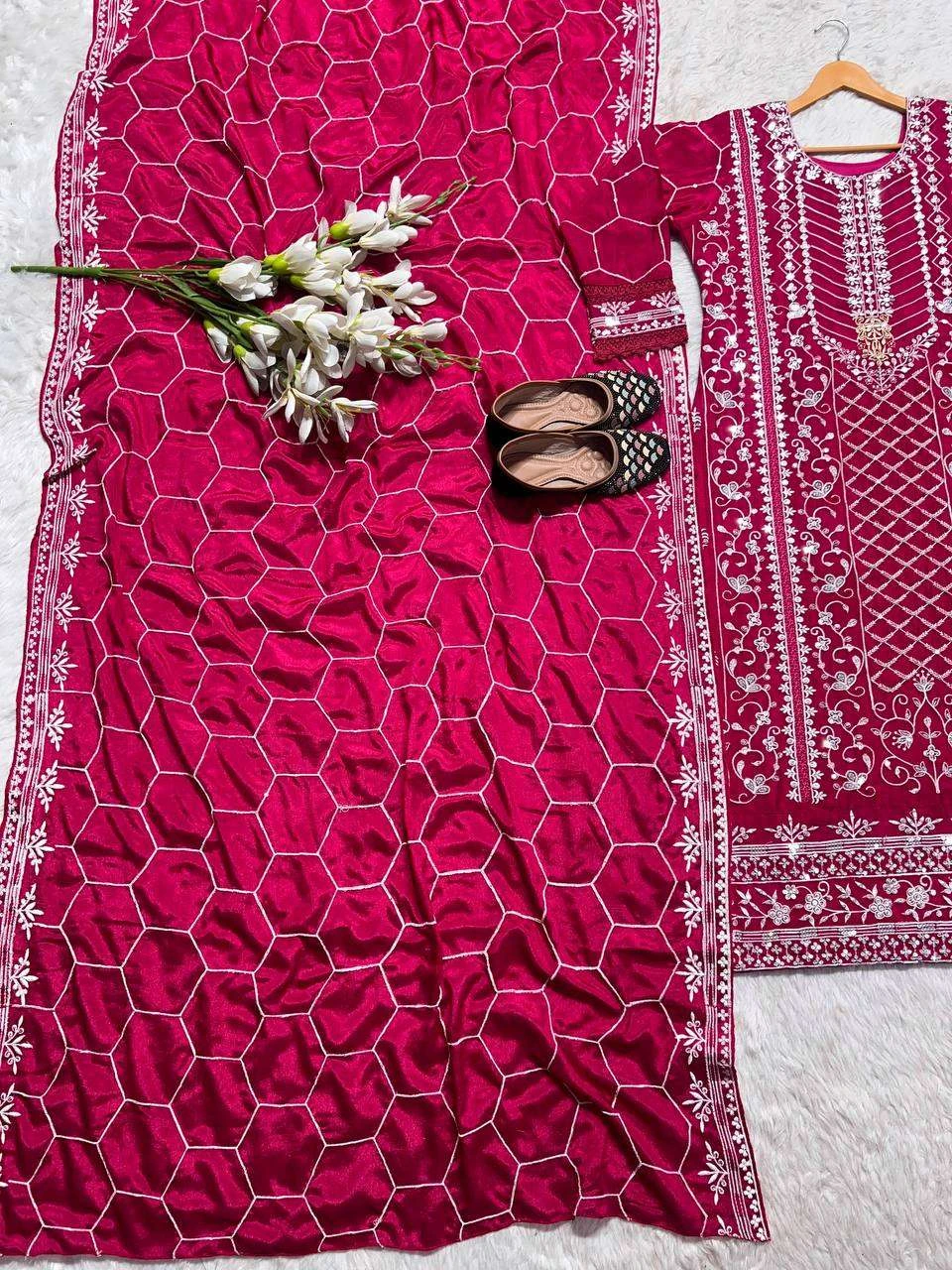 Vardan Ethnic Md 3007 Heavy Chinna Wholesale Designer Pakistani Salwar Suit — Wholesale Salwar Suits, MPA wholesale from Surat — Photo 6